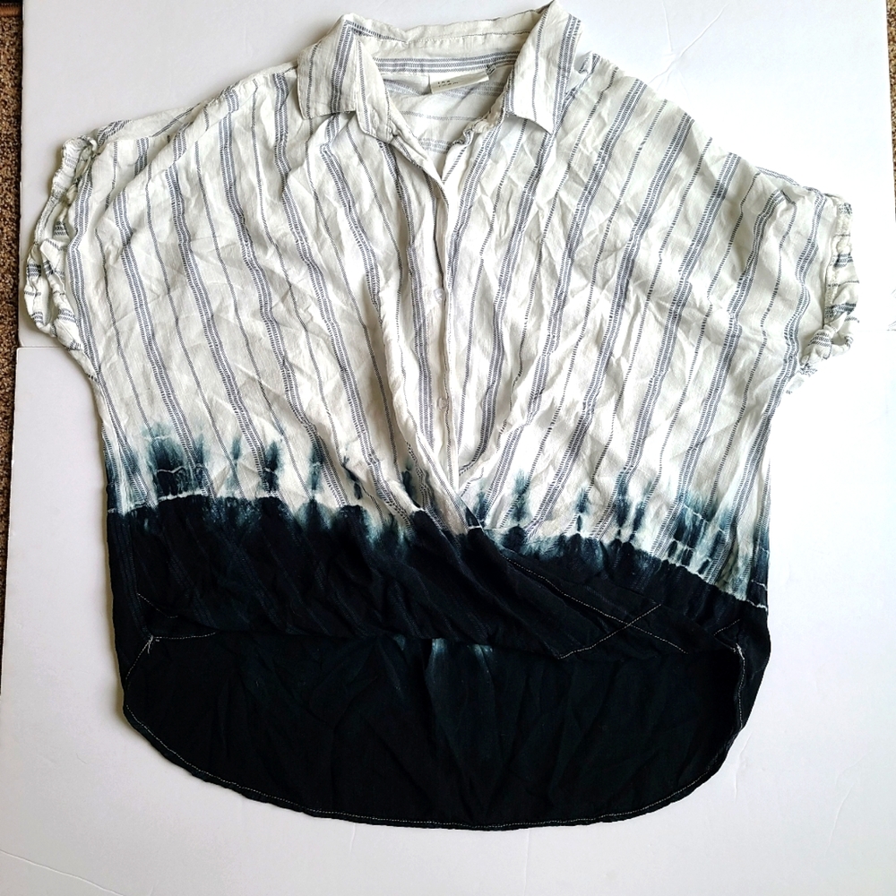 The Room Small White Navy Blue Striped tye dye button down twisted blouse.